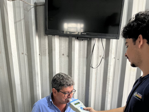 Teste de bafômetro: uma prática diária